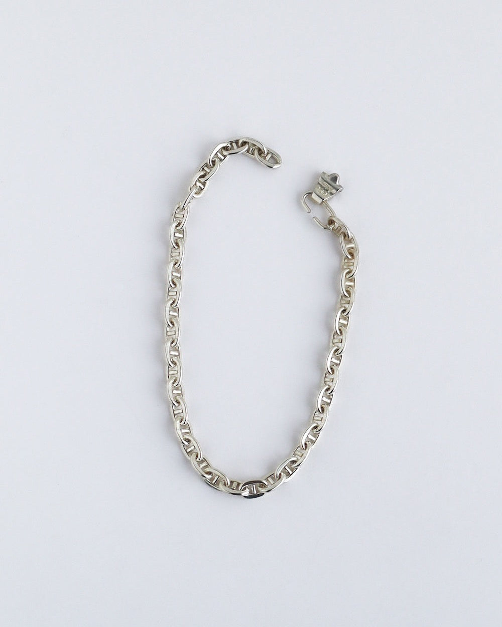 ANCHOR CHAIN BRACELET