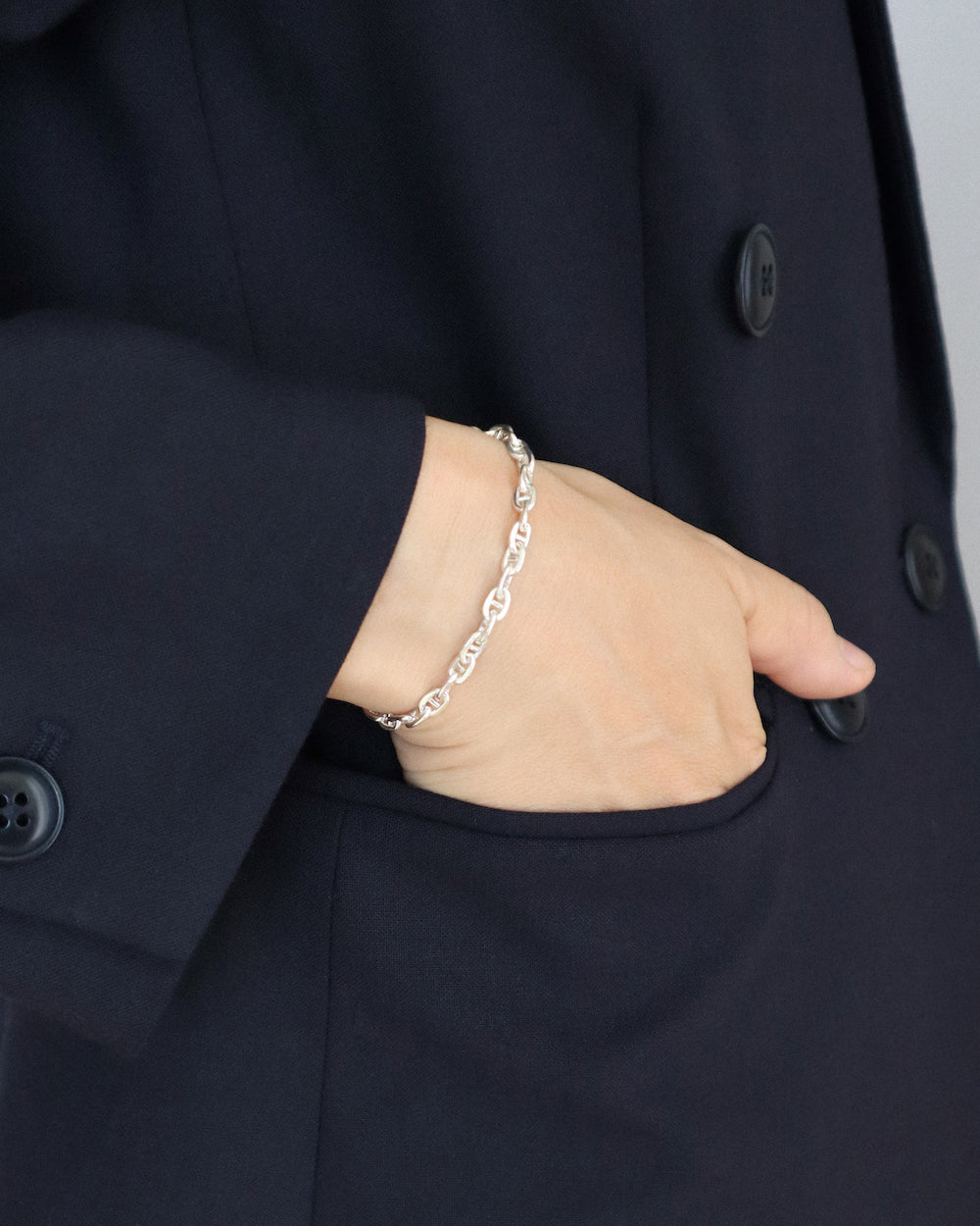 ANCHOR CHAIN BRACELET
