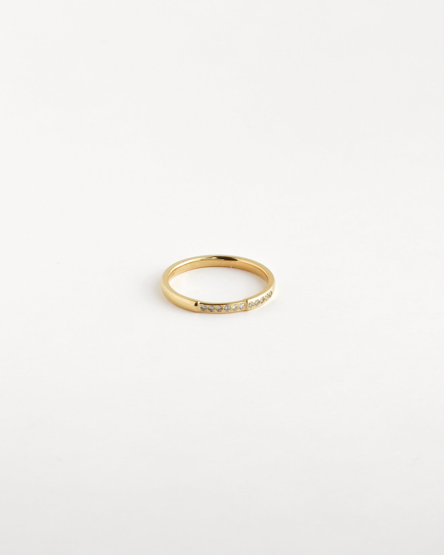 TIES RING G/W DIAMOND
