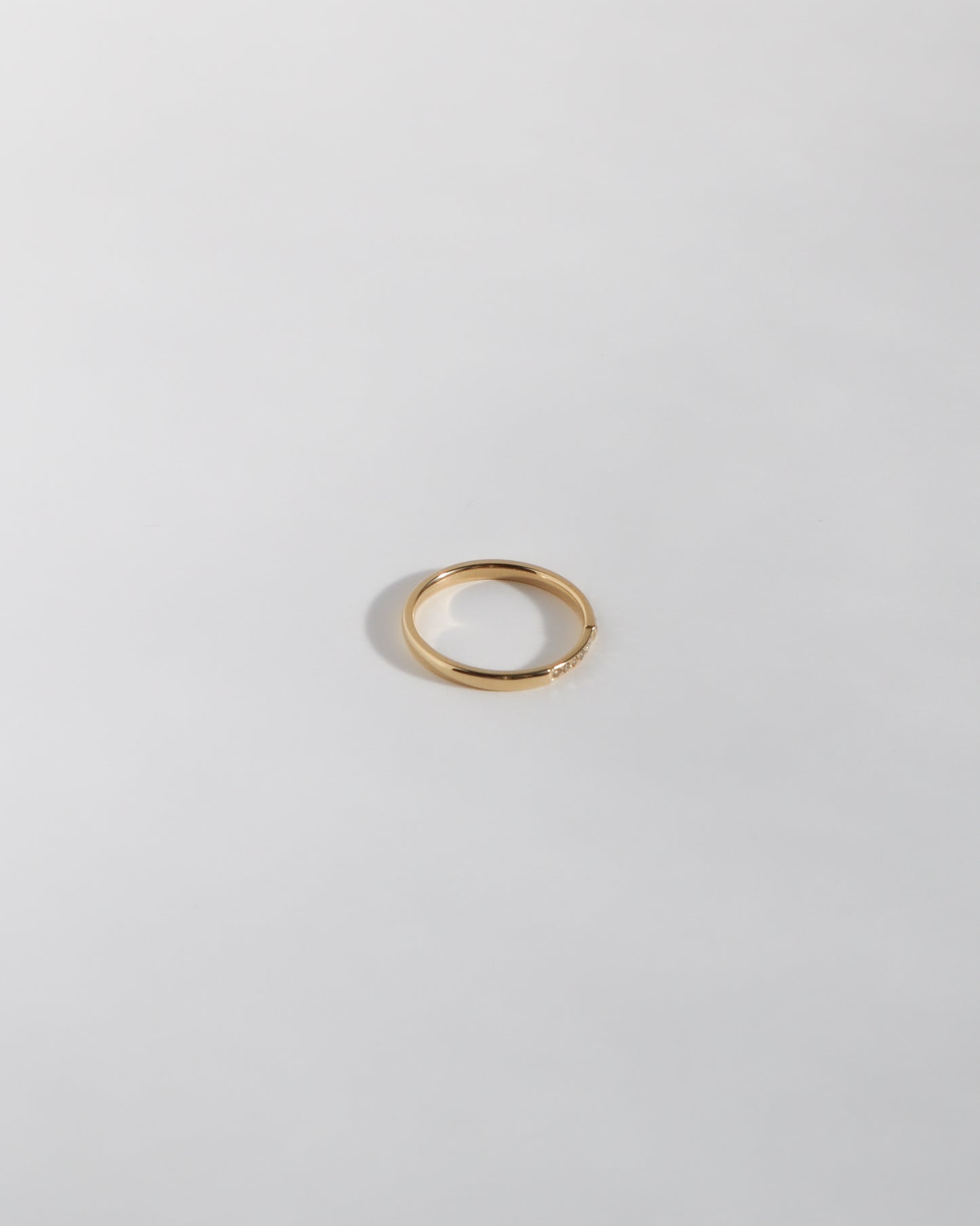 TIES RING G/W DIAMOND