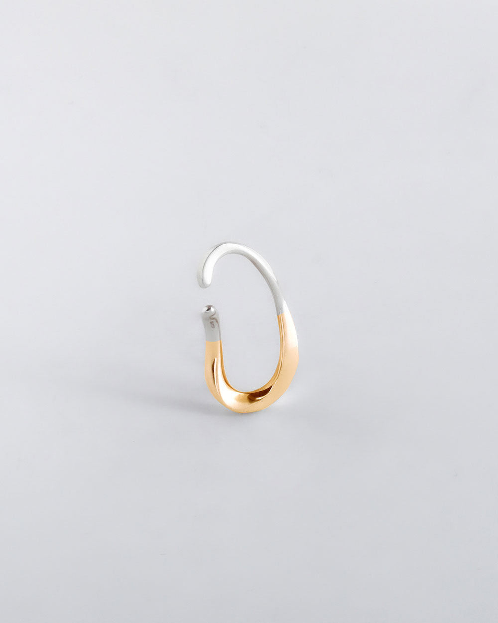 BEGINNING EAR CUF / Large / GOLD x SILVER