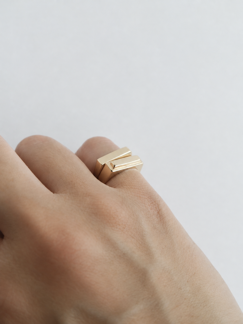 HOWARD  RING - GOLD