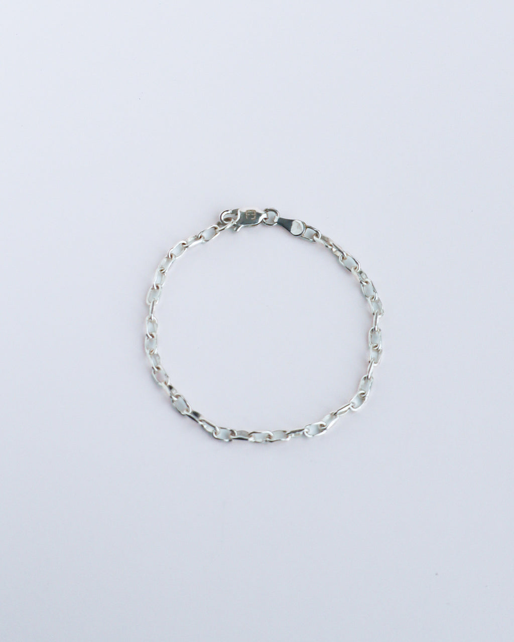 OVAL CHAIN BRACELET