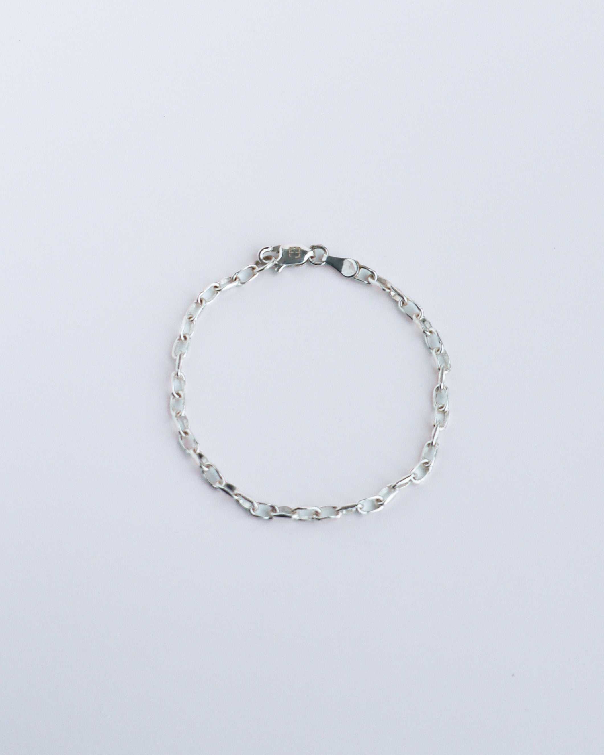 OVAL CHAIN BRACELET
