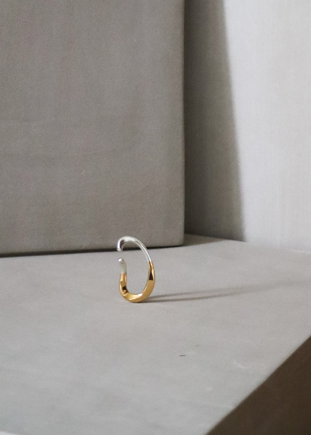 BEGINNING EAR CUF / Large / GOLD x SILVER