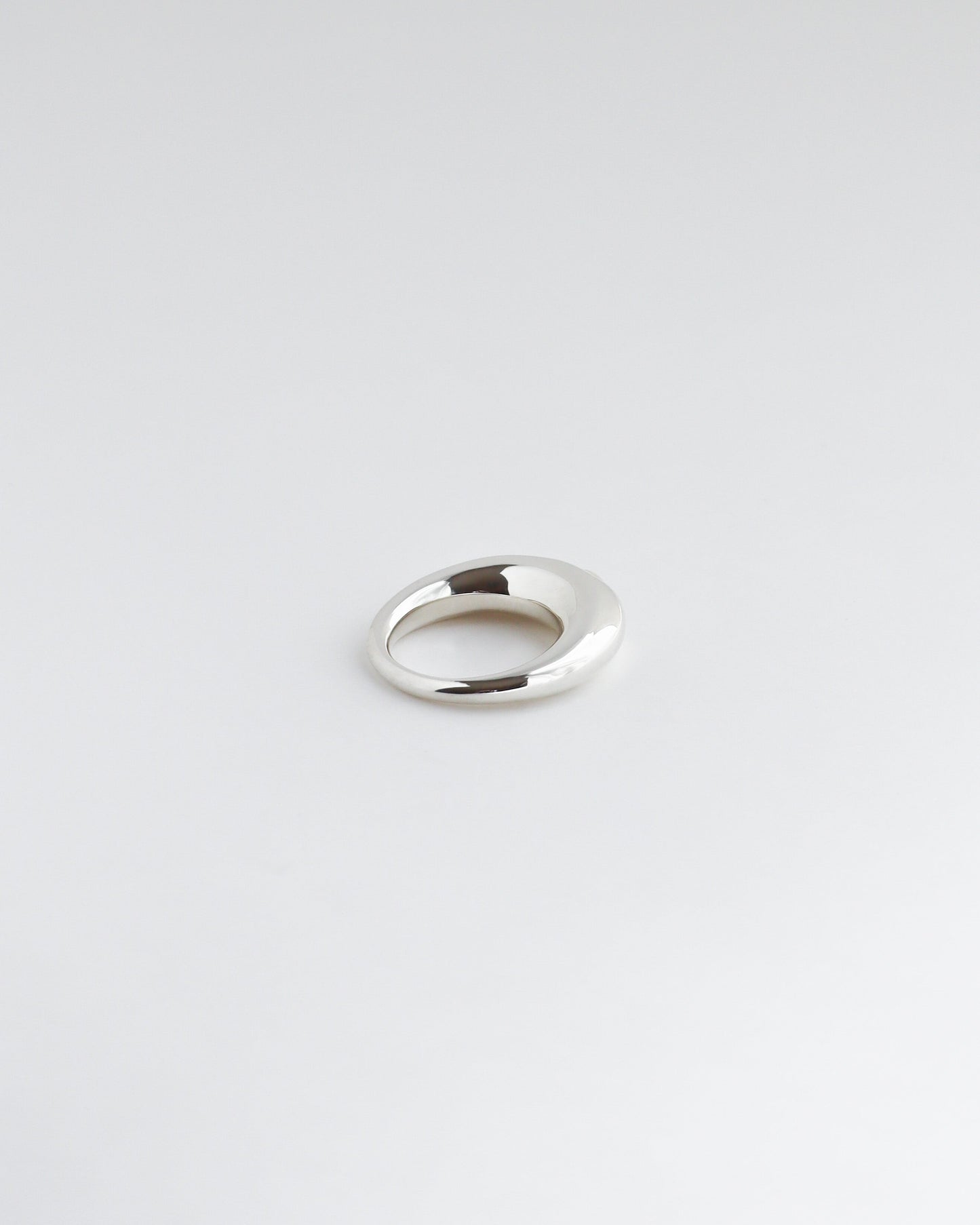 IVY  RING w/Pearl <in stock>