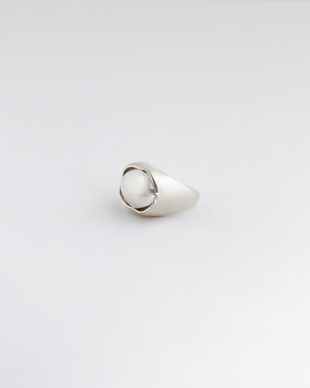 TEXTURED OVAL RING