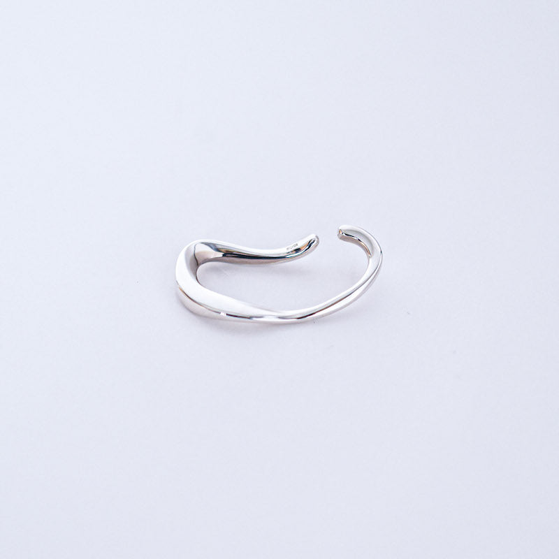 BEGINNING EAR CUF / Large